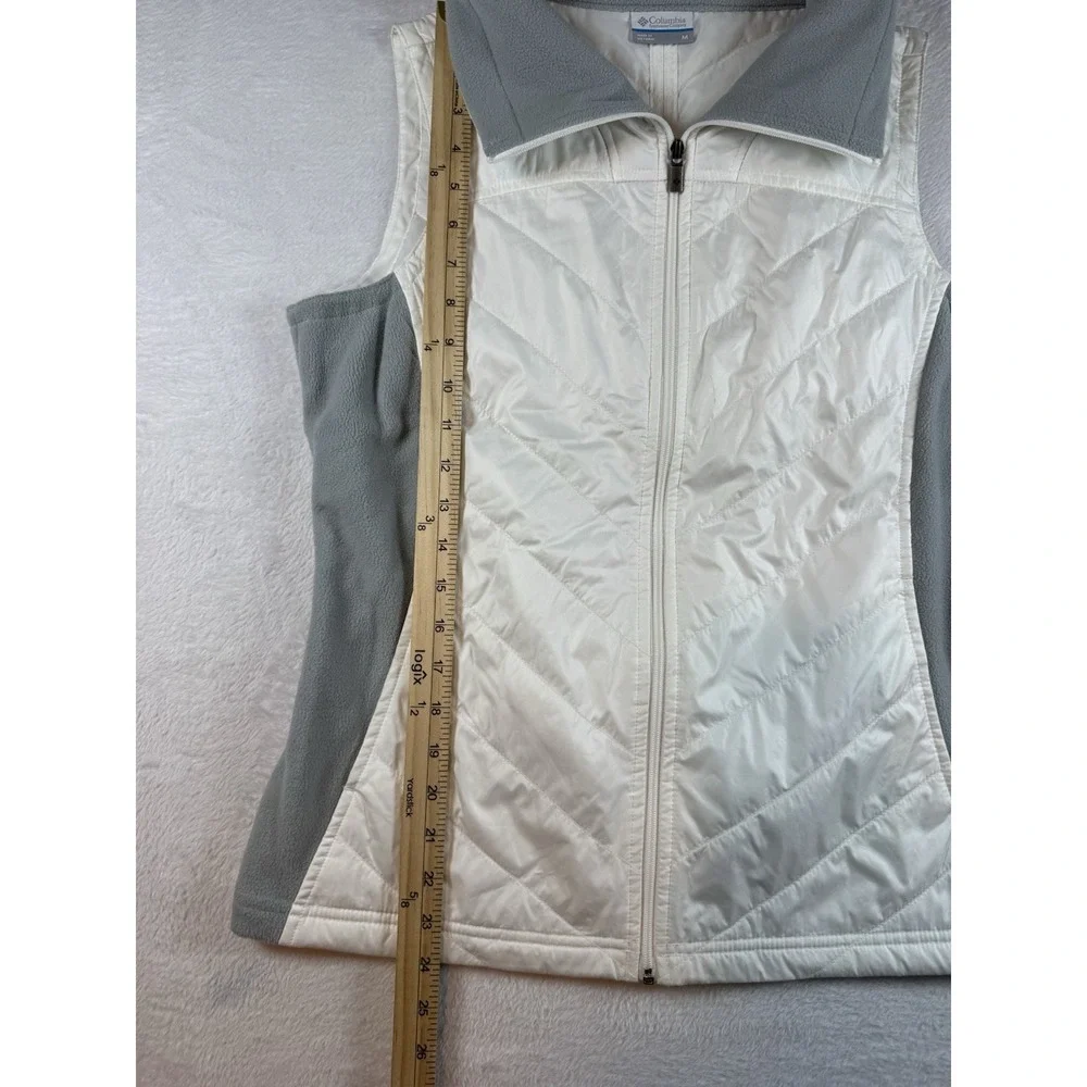 Columbia Vest Quilted Women's White Full Zip Lightweight Medium Hiking‎ Outdoors